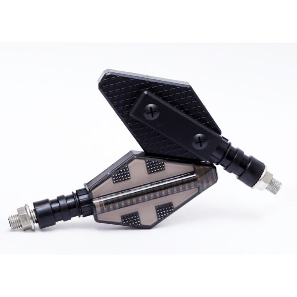 Set 2 lampi Semnalizare Moto, model CROSS, cu 2 functii, pozitie si semnalizare, tensiune 12V - imagine 2