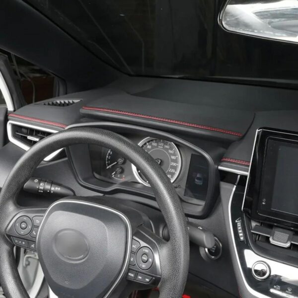 Banda decorativa pentru interiorul vehiculului, lungime 2m, din piele ecologica, culoare Neagra + cusatura Rosie - imagine 6