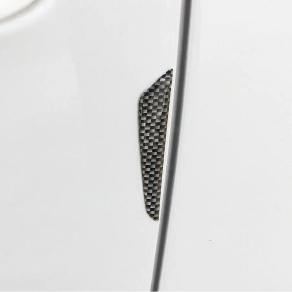 Set 8 elemente de protectie usa "Imitatie Carbon", flexibile, autoadezive, culoare Neagra - imagine 2